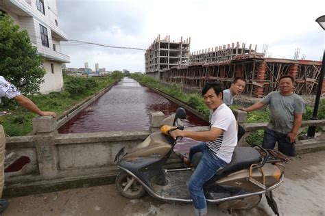 River In China Mysteriously Turns Bloody Red Overnight - ABC News