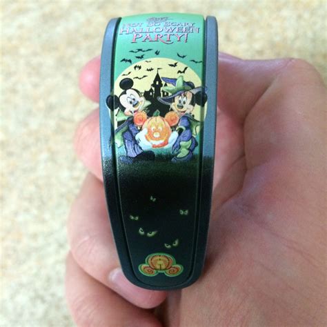 MagicBands in Colors and Characters ~ An Awesome Photo and Video Tour ...