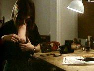 Naked Assumpta Serna in El jardín secreto