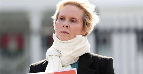 Sex And The City Star Cynthia Nixon Begins Hunger Strike For Gaza Cease Fire The Mirror Us