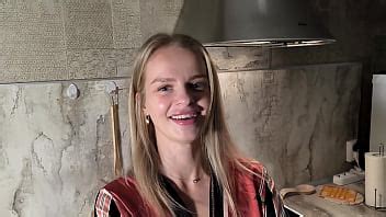 A Neighbor Seduced Me With Her Appearance For Sex XNXX