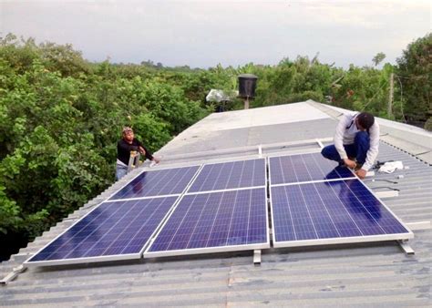 Instalación de Paneles Solares y Sistemas Solares Fotovoltaicos