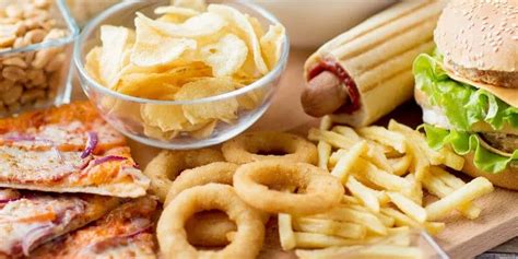 6 Signs That You're Eating the Wrong Kind of Carbs