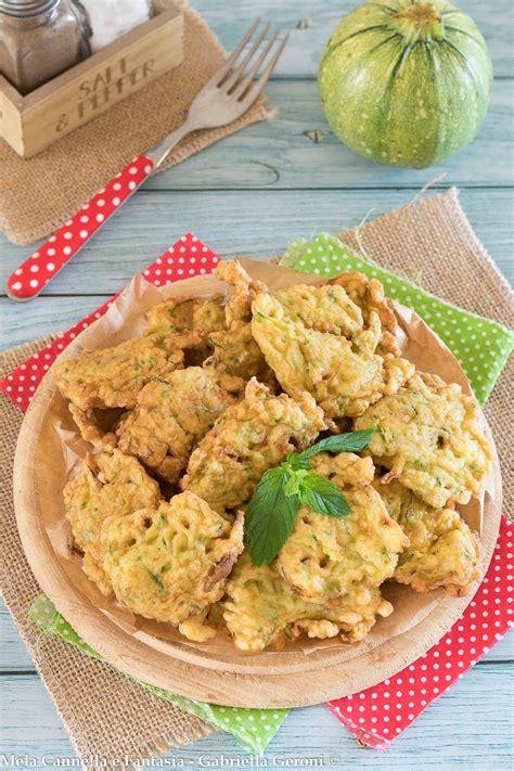 Frittelle Di Zucchine Ricetta Di Famiglia Facile E Veloce