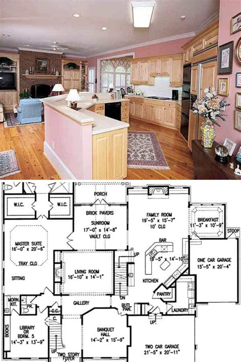 Two Story 5 Bedroom Traditional Georgian Home Floor Plan Georgian Homes House Floor Plans