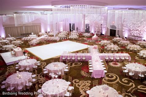 Gorgeous Setting For A Big Wedding Reception Photo 88112