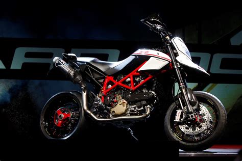 Milan Show Ducati Hypermotard Evo Sp First Pics And Video