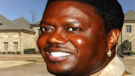 Bernie Macs Lifestyle, (WIFE), Children, Cars, Houses & Net Worth 2024