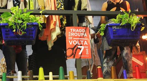 No Brasil Reciclagem E Troca De Roupas Ditam Tend Ncia Pegn