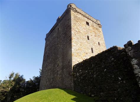 Photographs and map of Castle Campbell ( Castle Gloom ) in Dollar Glen ...