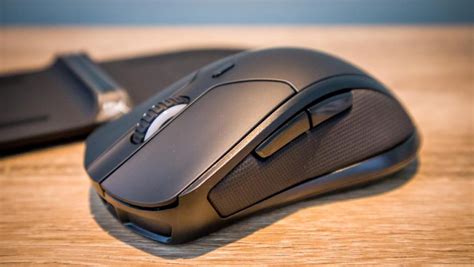 Hyper X Pulsefire Dart & ChargePlay Base Review | TechNuovo