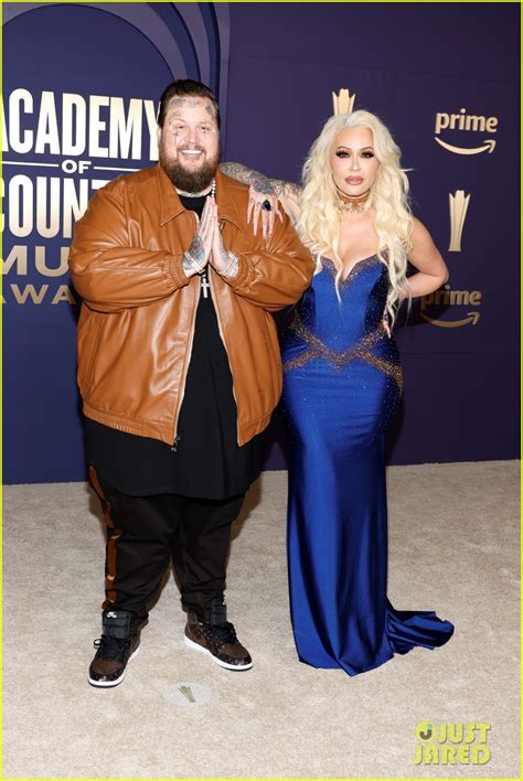 Jelly Roll Attends ACM Awards 2024 With Wife Bunnie Xo After Completing