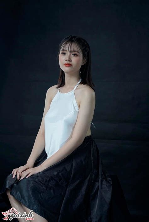 Xã Kho Yếm Sen Cực Xinh Gợi Cảm Hết Nấc Ảnh Sex Gái Xinh Sexy