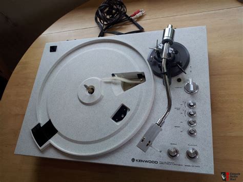 KENWOOD KD 5070 Turntable Photo 588458 Canuck Audio Mart