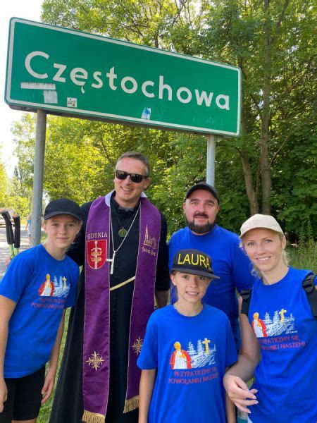 NASI PARAFIANIE RÓŻNYMI DROGAMI DOTARLI DO TEGO SAMEGO CELU JASNA