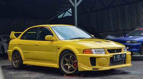 Modifikasi Sedan Mitsubishi Lancer Evo Terbaru Otodrift