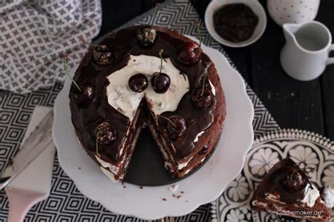REZEPT für naked cake mit Kirschen à la Schwarzwälder Kirschtorte