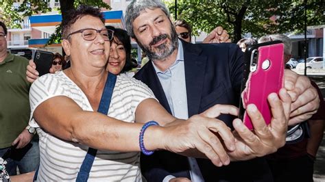 Roberto Fico Gi Le Mani Dal Reddito Di Cittadinanza Ha Protetto La