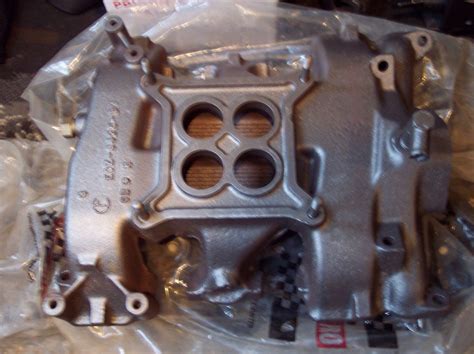 Y-Block Intake Manifold for F100 Truck