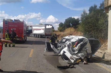 Scontro Auto Tir Due Morti E Un Ferito Grave