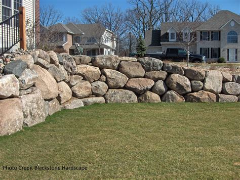 Landscaping Boulders And Outcroppings Decorative Boulders Limestone