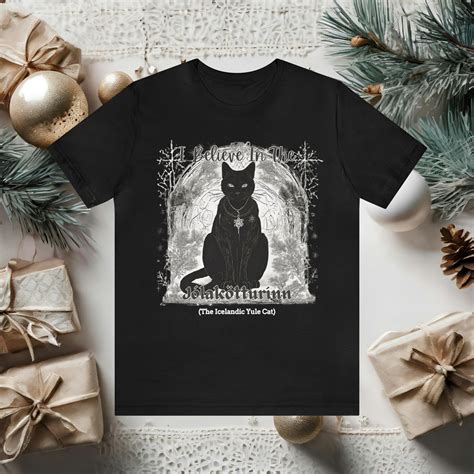 Yule Cat T-shirt, Black Cat Christmas Shirt, Gift for Cat Lover, Black Cat Lover Gift, Christmas ...