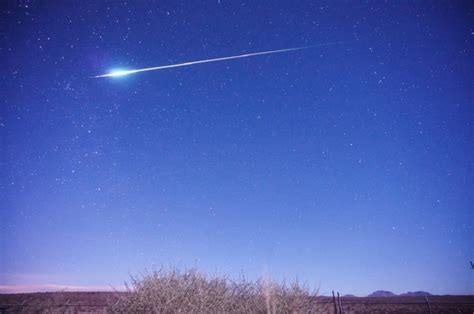 Incredible Video Of Meteor Plummeting Across The Sky During The Day