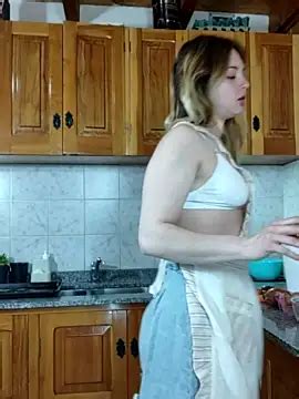 Elnonoykeila77 Fully Naked Stripping On Cam For Online Porn Video Show