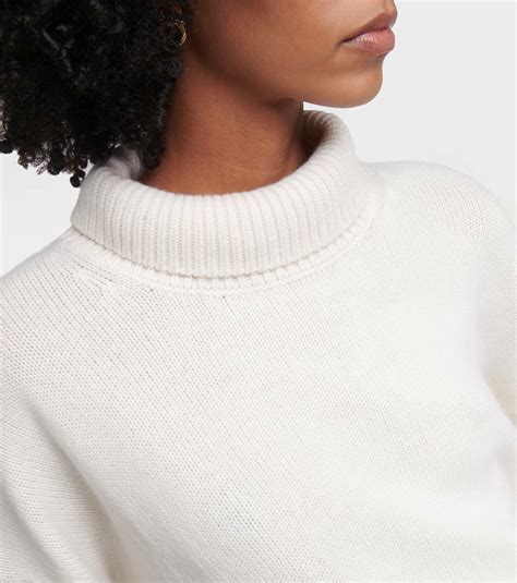 Lisa Yang Heidi Cashmere Turtleneck Sweater Lisa Yang