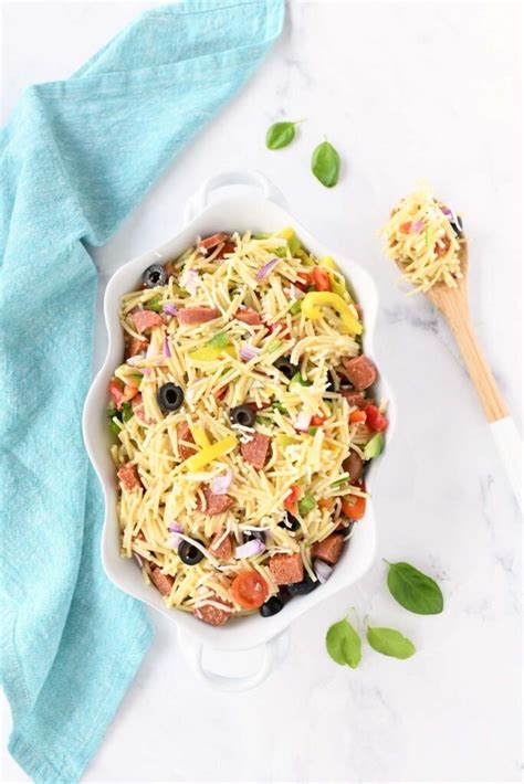 Easy Pizza Pasta Salad Recipe Sizzling Eats