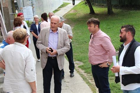 Foto U Punom Jeku Radovi Na Energetskoj Obnovi Zgrade Op E Bolnice