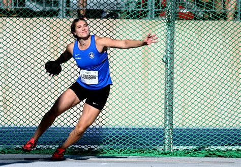 Emma Ljungberg 59.48 i diskus – Spårvägens Friidrottsklubb 