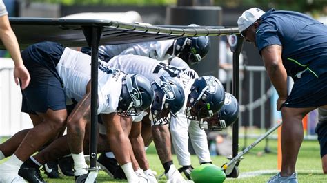 PHOTOS Best Shots From Seahawks Training Camp August 2