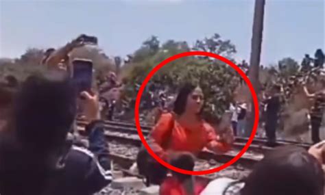 Mujer Muere Golpeada Por Tren Mientras Se Tomaba Una Selfie Radio