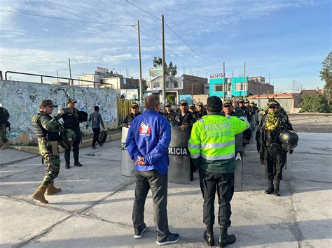 Defensor A Per On Twitter Arequipa Acudimos A Puente A Ashuayco