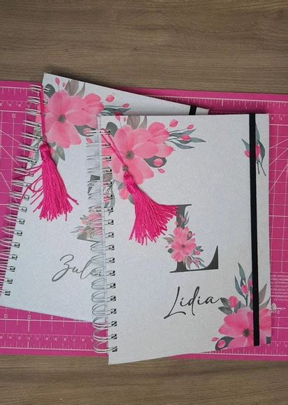 Caderno Personalizado Floral Nome E Inicial Elo