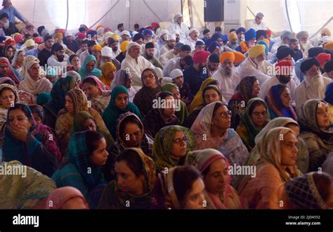 Lahore Punjab Pakistan Th June Pakistani And Indian Sikh