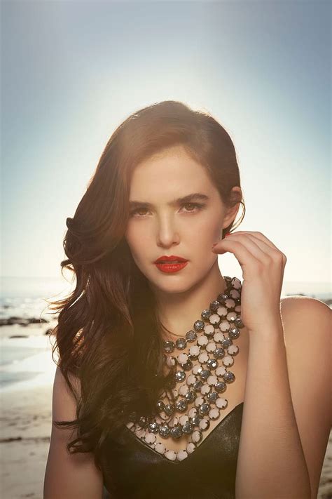 1366x768px Free Download Hd Wallpaper Zoey Deutch Women Actress