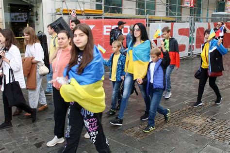 Fotogalerie Ukrajinci Pochodem D Kovali Br An M Brn Nsk Den K