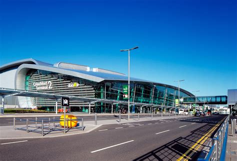 Terminal 2 / Dublin Airport - AQUA DESIGN