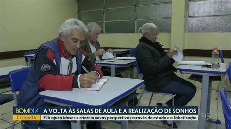 Matrículas do EJA em colégios estaduais do Paraná começam nesta sexta