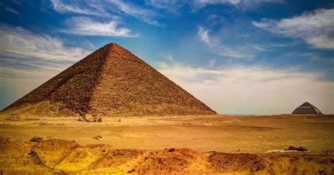 Sneferu’s Red Pyramid: Ancient Egypt’s Third-Largest Pyramid – Pyramidomania