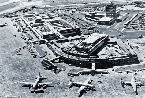 Fascinating Photographs Celebrate 70 Years At Heathrow Airport London