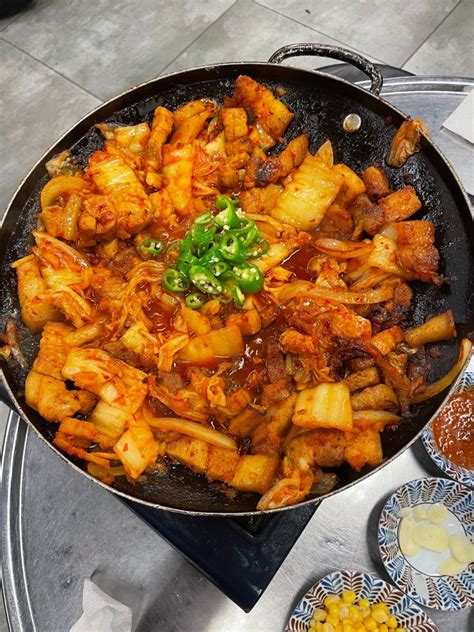 [수원역 맛집]줄서서 먹는 수원 돼지김치구이 맛집 정통집 네이버 블로그