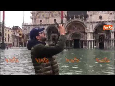 Salvini In Piazza San Marco Totalmente Allagata Youtube