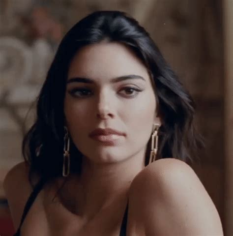 Kendall Jenner CiaoKendall Kendall Jenner X RESERVED Clothing Line Campaign Hot Celebs Home
