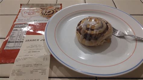 H0013 2021 May 14 Trader Joes 0217 Rancho Cucamonga Ca Trader Joes Jumbo Cinnamon Rolls