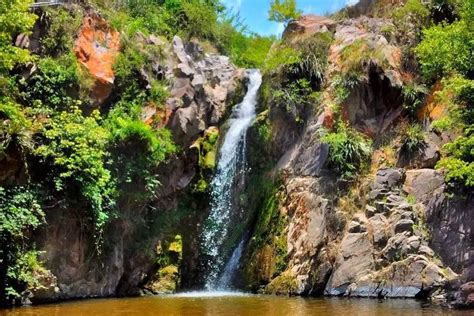 Un Oasis De Naturaleza Plena Que Sobresale En Las Sierras Chicas