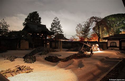 Kodai-ji - The Maple and Bamboo Temple in Kyoto