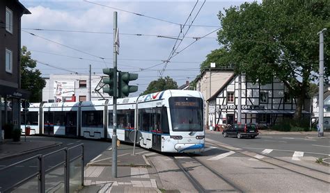 Eine Straßenbahn Neubaustrecke in Bochum Langendreer Bahnbilder de